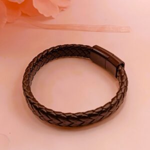 Stoere leatherlook armband